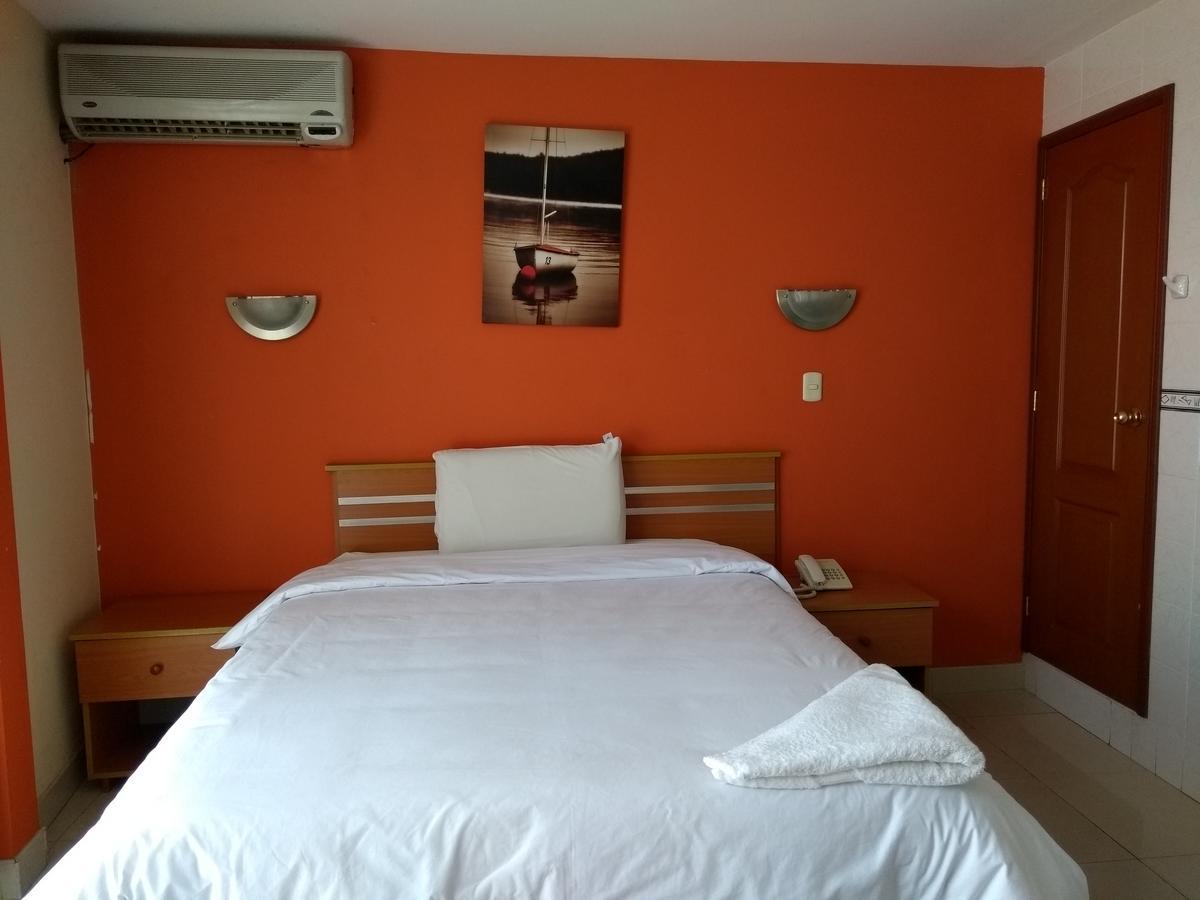Libertad Hotel Trujillo Exteriör bild